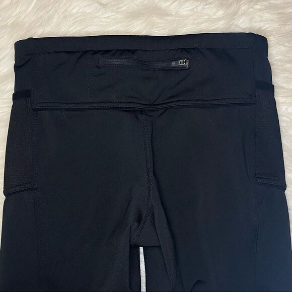 Athleta Presto Bermuda compression shorts - Picture 7 of 9